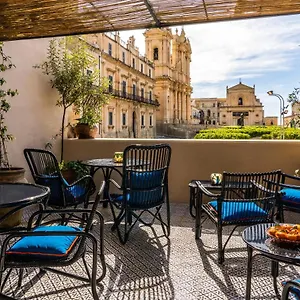 q92-noto-hotel.sicilyhotelsitaly.net/