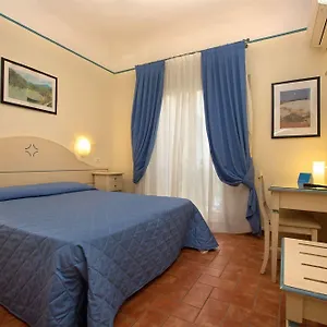 hotel-crocini.it-tuscanyhotel.com/